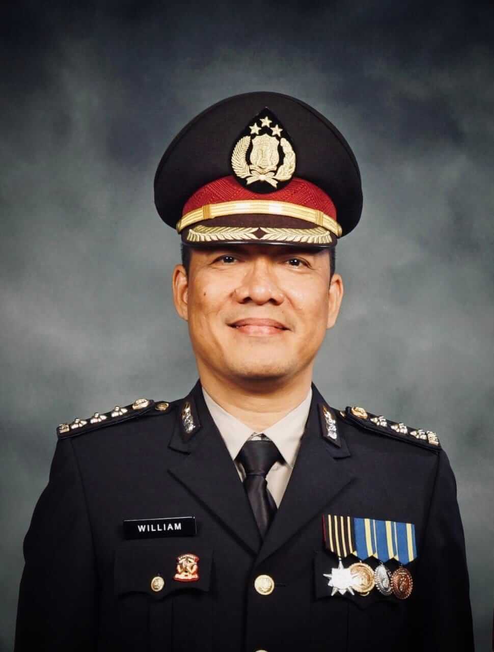 Kombes Pol William Asnandar Simanjuntak saat menjabat sebagai Kabid TIK Polda Maluku Utara, mengelola sistem informasi kepolisian di wilayah timur Indonesia.