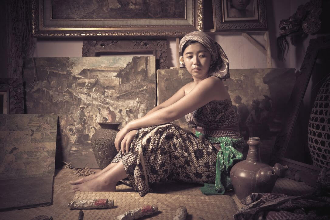 Karya fotografi Toni Handoko bertema tradisional Bali dengan properti khas budaya.