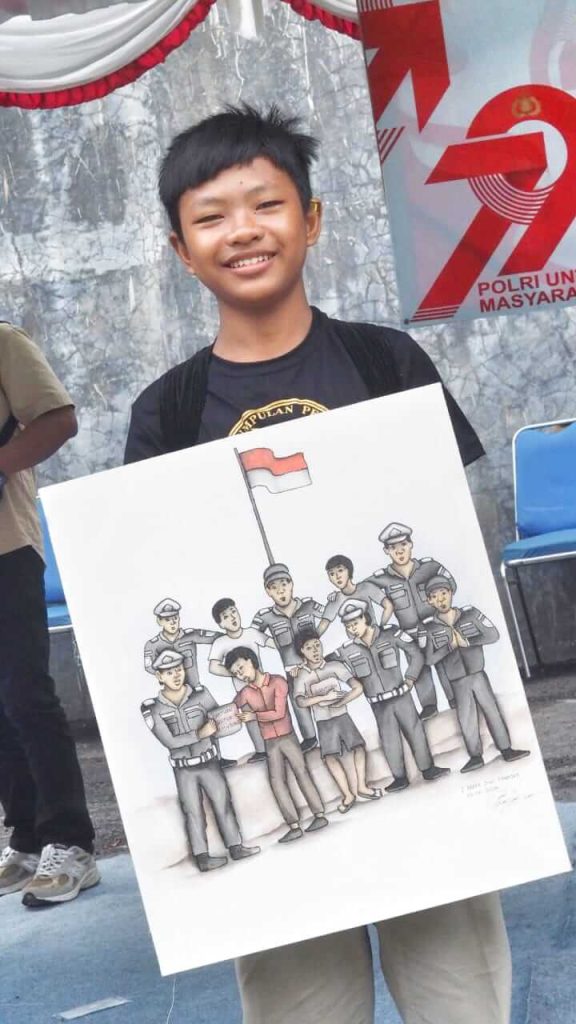 Dwi Fandika, pelukis muda asal Sukawati, meraih juara dalam lomba lukis HUT Bhayangkara ke-79 Polres Gianyar.