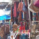 Pasar Ubud menampilkan suasana tradisi, komunitas, dan kerajinan tangan Bali.