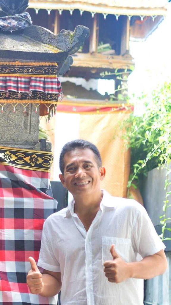 Puja Astawa berolahraga sebagai wujud menjaga kesehatan tubuh dan kebugaran.