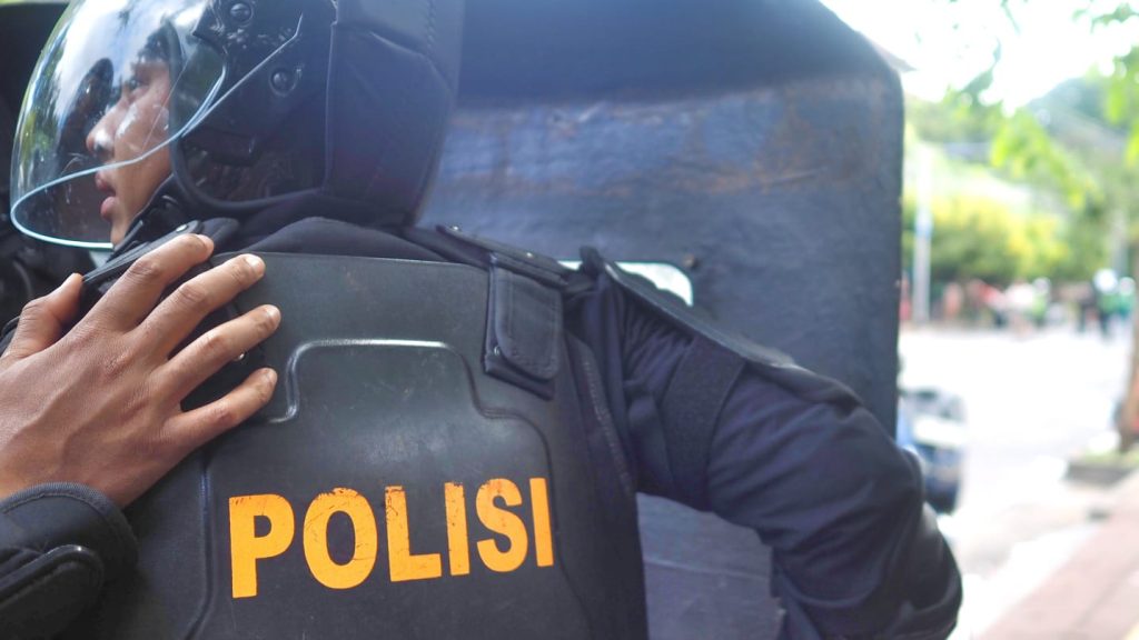 Tim reformasi kepolisian menjadi perhatian publik seiring langkah pemerintah dan Polri membentuk tim perubahan.