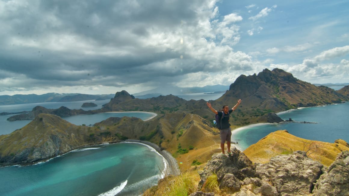 Pulau Padar pada tahun 2016, masih sepi wisatawan dan alami.
