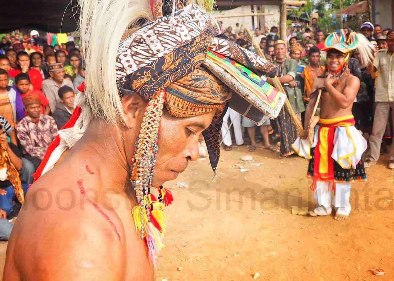 Luka sebagai bagian dari perjalanan hidup manusia.