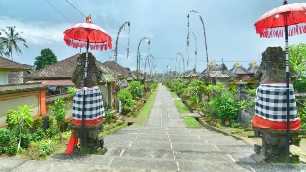 Kunjungan wisatawan menjadi aset ekonomi utama Bali yang bergantung pada sektor pariwisata.