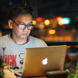 Seseorang menghadapi situasi menantang sebagai proses pembelajaran dan pengalaman hidup