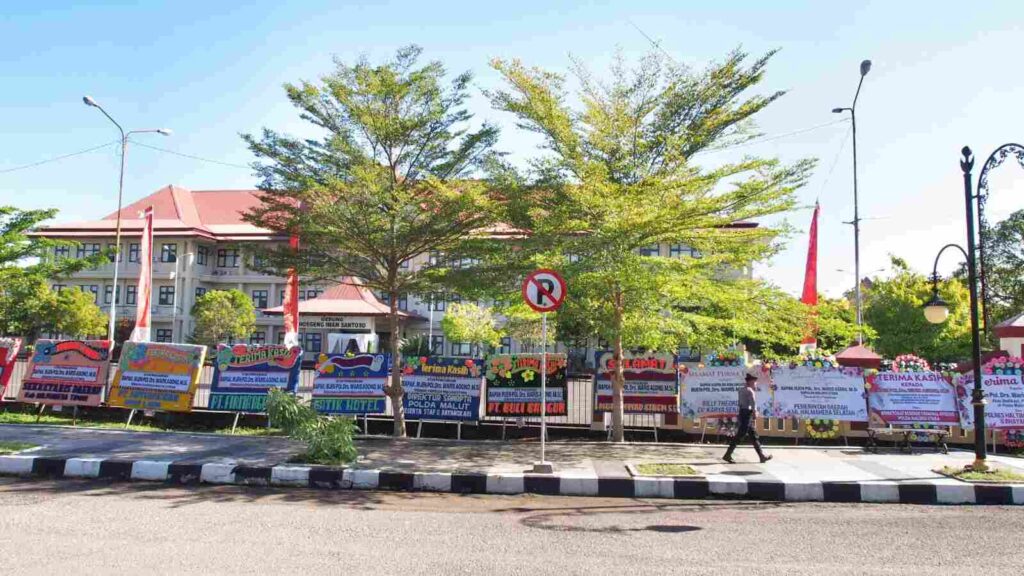 Suasana reflektif tentang masa purna tugas sebagai penanda akhir pengabdian