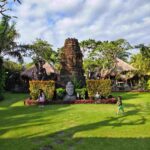 Suasana Big Garden Corner di Bali dengan area taman dan aktivitas keluarga