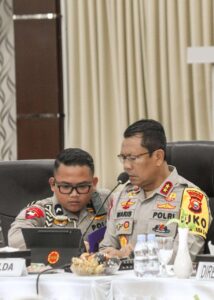 Komang menjalani aktivitas keseharian setelah menyelesaikan masa tugas sebagai ADC