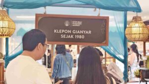 Klepon Gianyar sebagai kuliner tradisional Bali dengan cita rasa dan nilai budaya