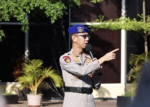 Kombes Pol Azhari Juanda dalam kegiatan yang mencerminkan pengabdian dan pelayanan kepada masyarakat
