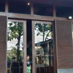 Anak bereksplorasi dalam suasana belajar yang mendukung tumbuh kembangnya