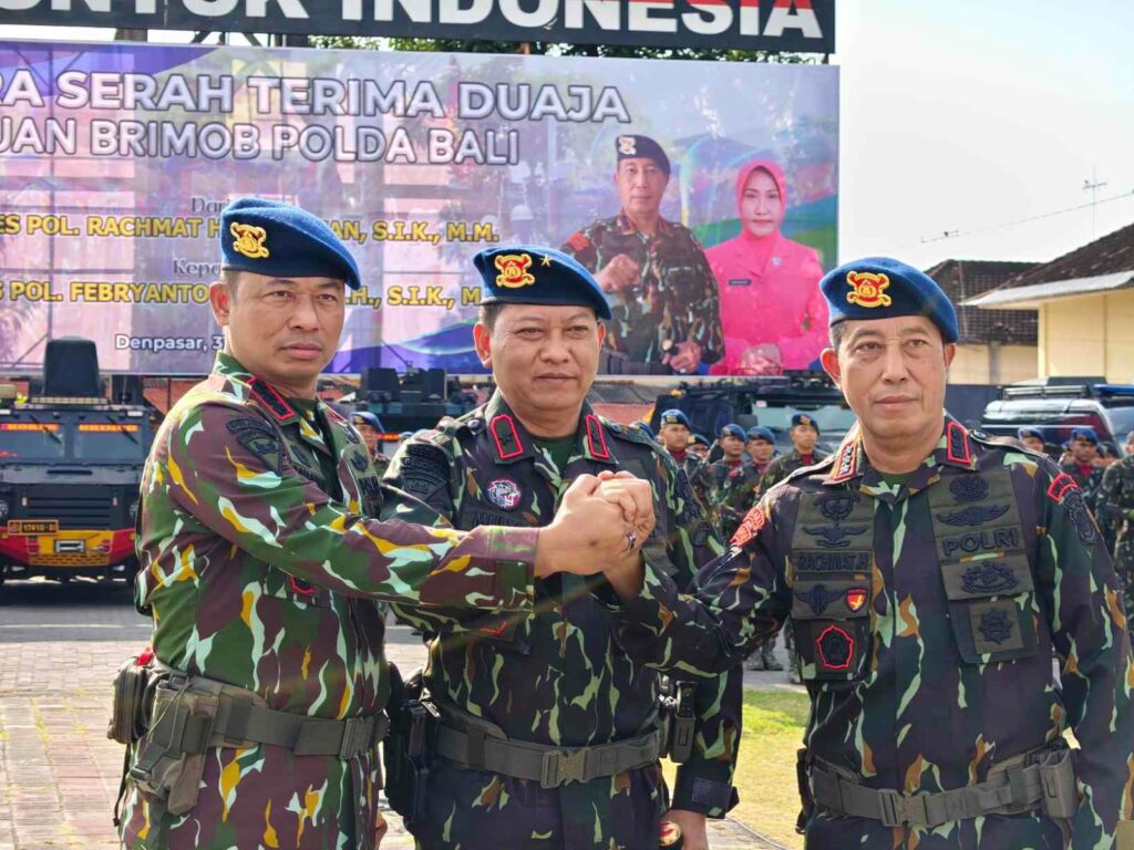 Serah terima kepemimpinan Dansat Brimob Polda Bali