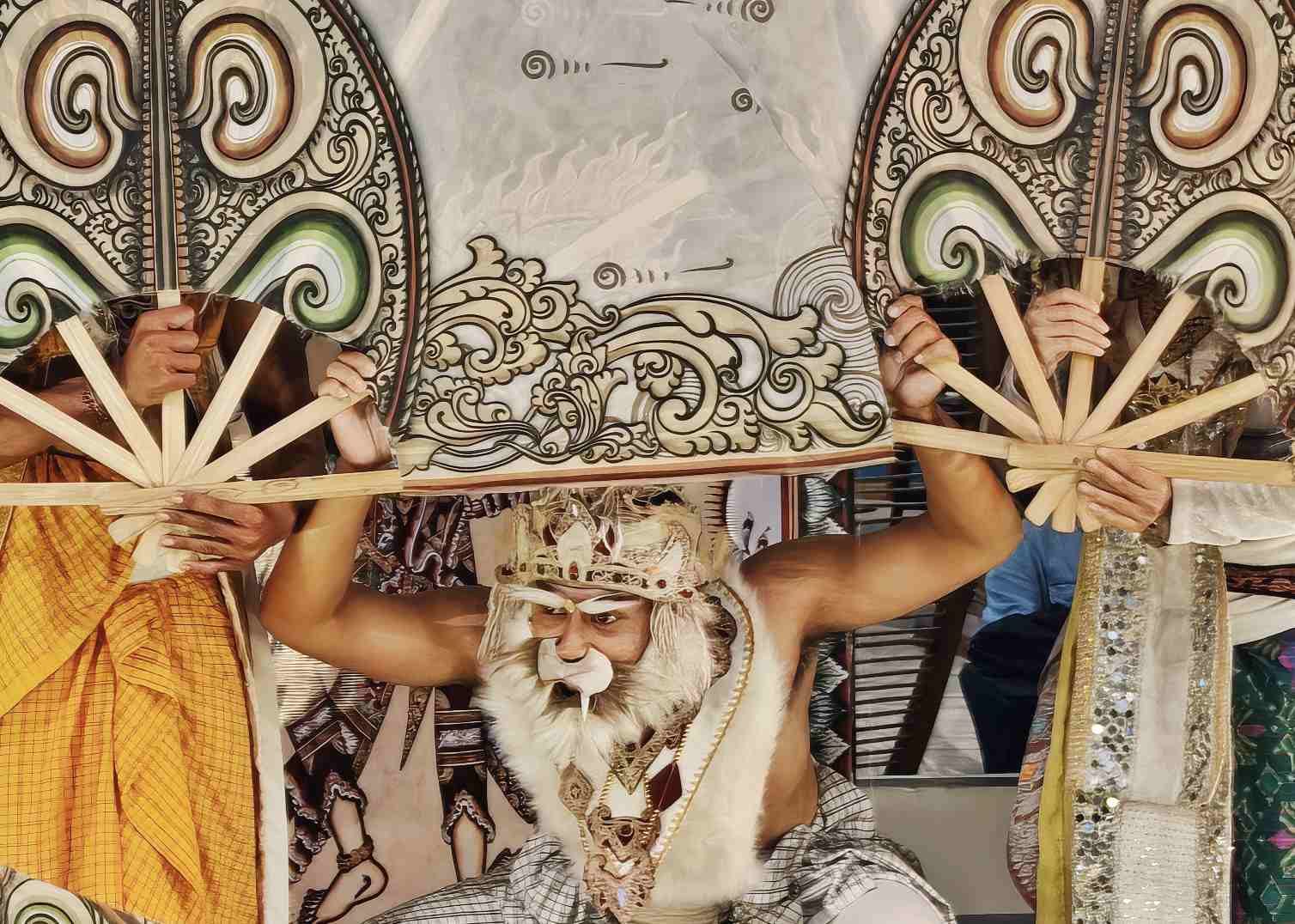Pertunjukan Ramayana Ballet di ICON Mall Bali sebagai bagian dari pelestarian budaya