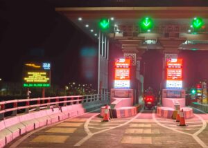 Tol Bali Mandara yang menghubungkan Denpasar, Benoa, dan Nusa Dua.
