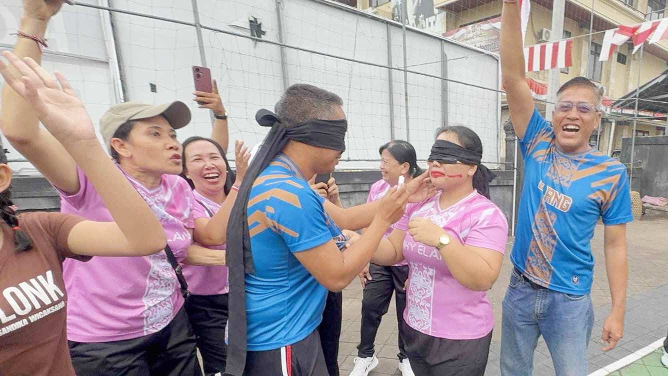Suasana perayaan HUT ke-81 Kemerdekaan RI di Batalyon B Pelopor.