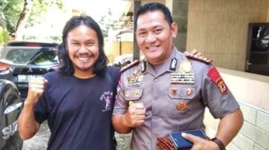 Hubungan baik yang tetap terjaga meski jabatan, tempat, dan kesibukan berubah.
