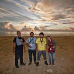 Dokumentasi bersama Arbas Barong saat meliput peristiwa gempa di Aceh.