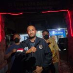 Kepala BNN Kota Denpasar Kombes Pol. Leo Dedy de Fretes saat memimpin penindakan kasus peredaran narkoba di lokasi kejadian.