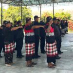 Sinergi aparat kewilayahan dan masyarakat adat dalam menjaga keamanan dan ketertiban di Kelurahan Renon, Denpasar Selatan.