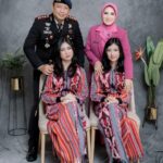 Dansat Brimob Maluku Utara Kombes Pol. Hendri Wira Suriyana dalam peringatan Sumpah Pemuda.